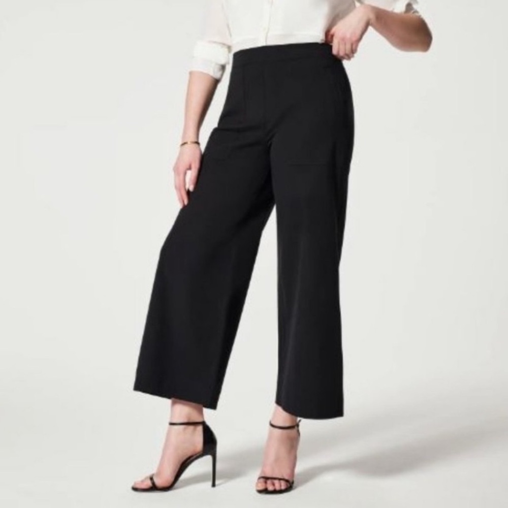 SPANX Black Wide Leg Cropped Pants